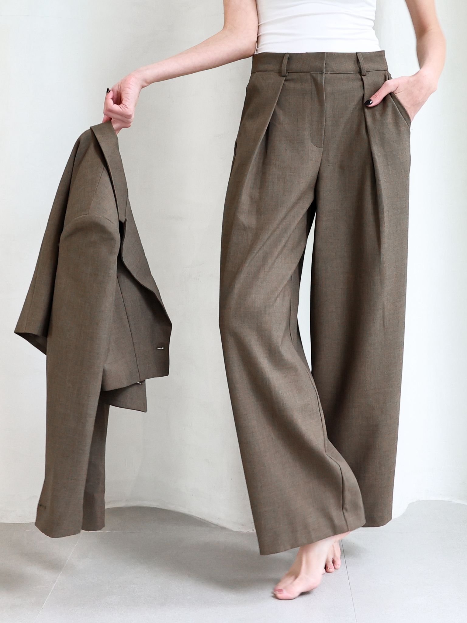 Allure cropped blazer brown - Image 4